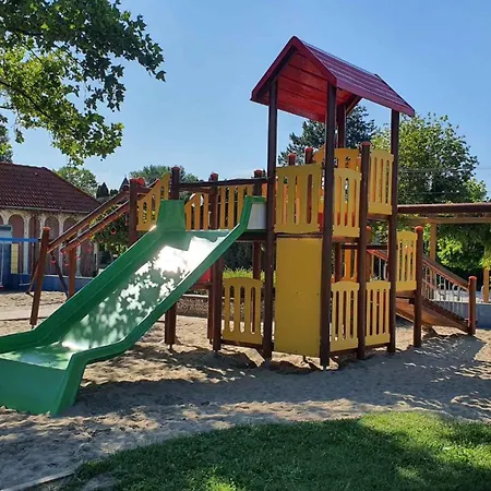 شقة In - Balaton 53129